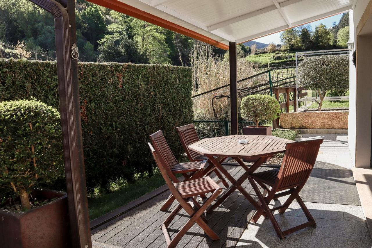 Casa Da Cevidade Guest House Melgaço Екстериор снимка